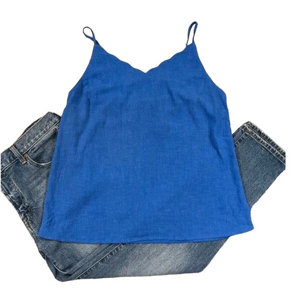 NWT Francesca's Collections Mi ami Blue Scallop Rayon Blend Tank Top - SIZE S - Picture 1 of 10